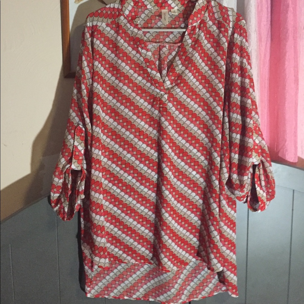 Tacera Red/Coral circle patterned blouse